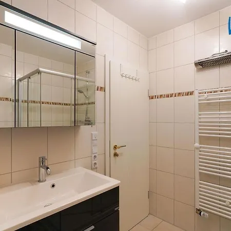 Schoen 1 * بوركم