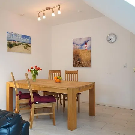 Schoen 1 بيت للعطل *